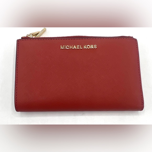 Michael Kors Adele Smartphone Wallet - Picture 2 of 13